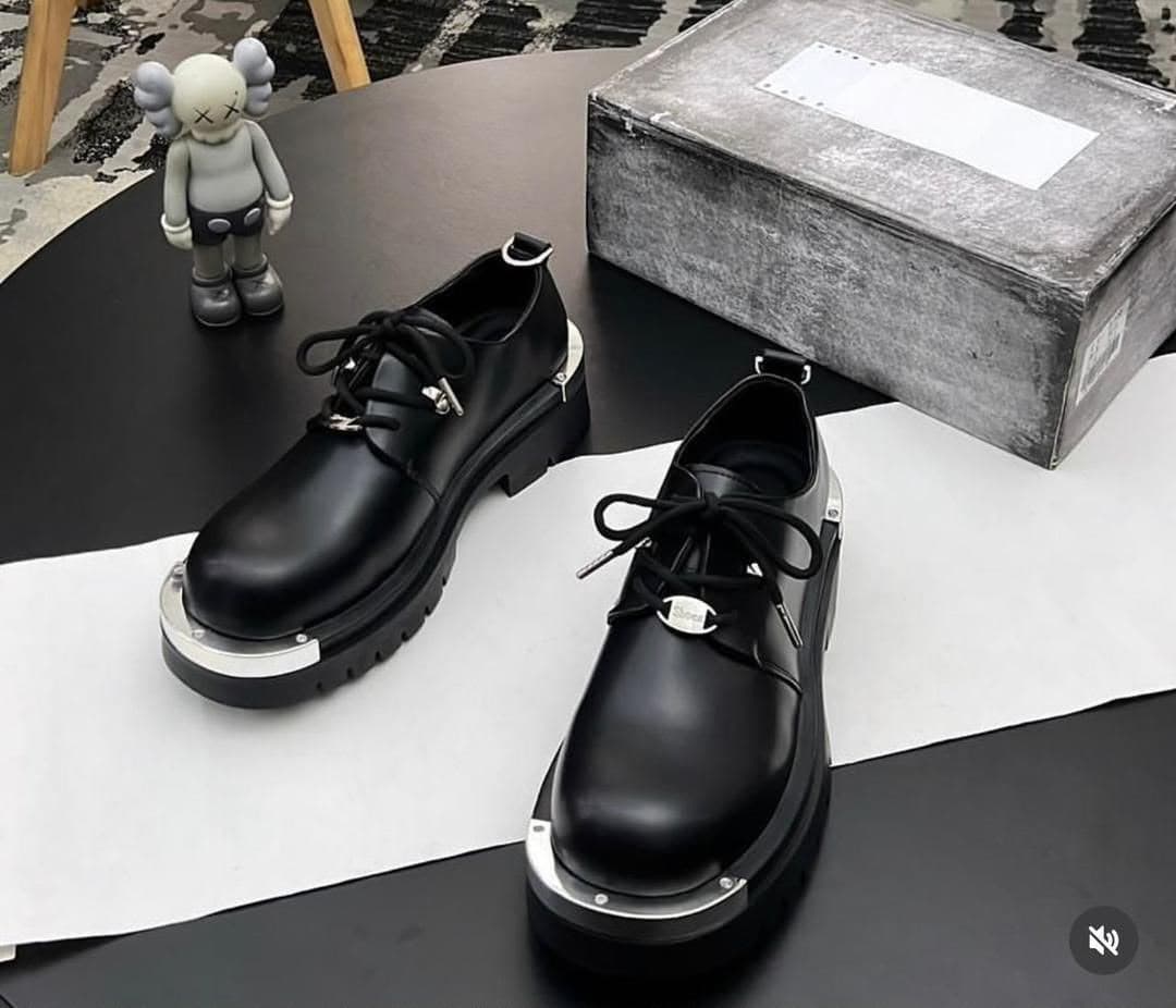 BALENCIAGA CORPORATE SHOE